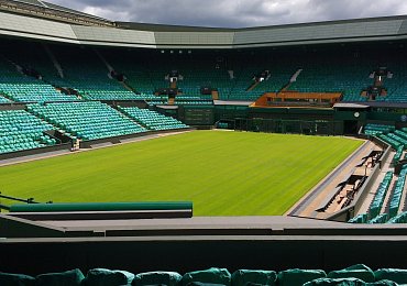 Alcaraz s Djokovičem se o jednu hru tahali 26 minut. Rekord je však skoro hodina a půl.