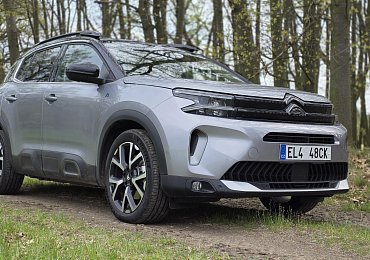 Test Citroën C5 Aircross Plug-in bybrid - komfortní společník pro celou rodinu
