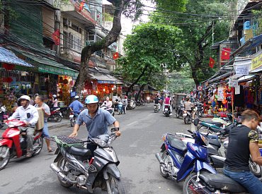 Benzínová čistka ve Vietnamu: Zákaz pro 72 milionů skútrů už má datum