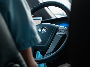 BYD rozšiřuje nabídku nejdostupnějšího elektromobilu: nový Seagull s delším dojezdem a cenovkou 11 000 dolarů může otřást evropským trhem
