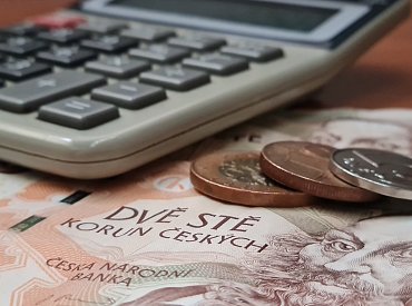 Když slyším, že padesát tisíc je nadprůměrný příjem, jen se usměju. Možná tak na papíře